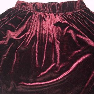 red velvet skater skirt elastic xs garage